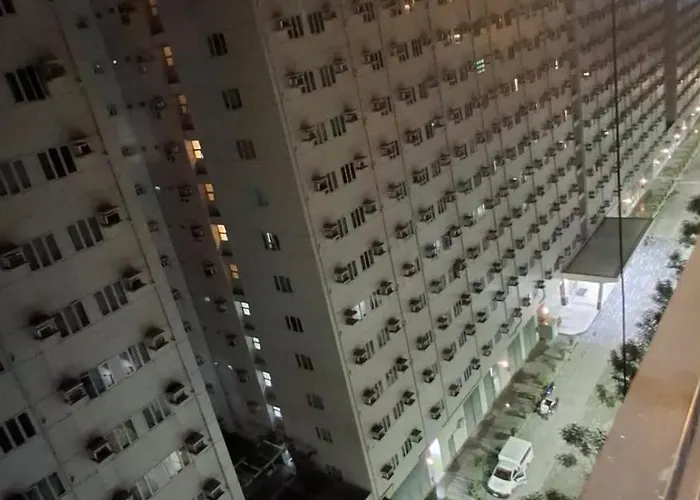 Shore 2 Residences Tower 3 Aparthotel Manila